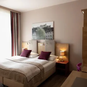 Max 70 I Contactless Check-in 3* Salisburgo
